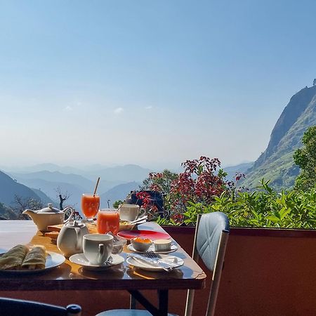 Hilltop Guest House Ела Екстериор снимка