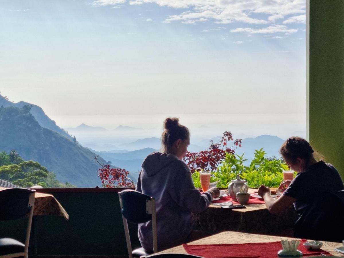 Hilltop Guest House Ела Екстериор снимка