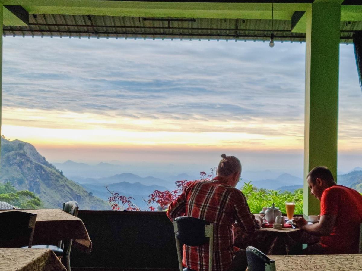 Hilltop Guest House Ела Екстериор снимка