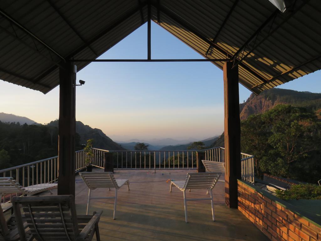 Hilltop Guest House Ела Екстериор снимка