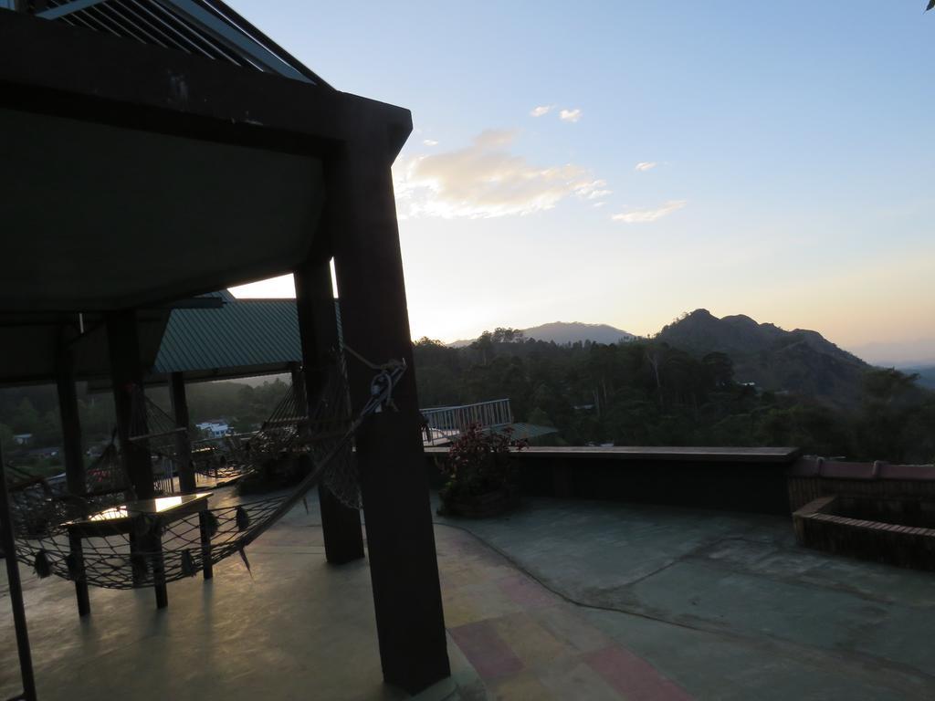 Hilltop Guest House Ела Екстериор снимка