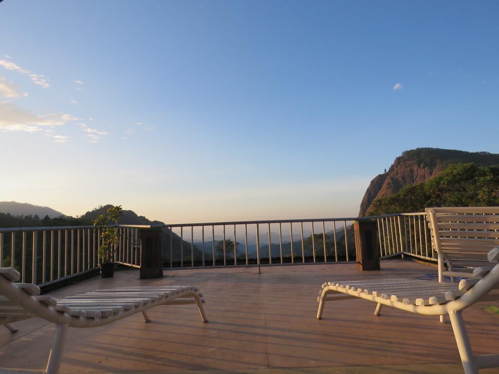 Hilltop Guest House Ела Екстериор снимка