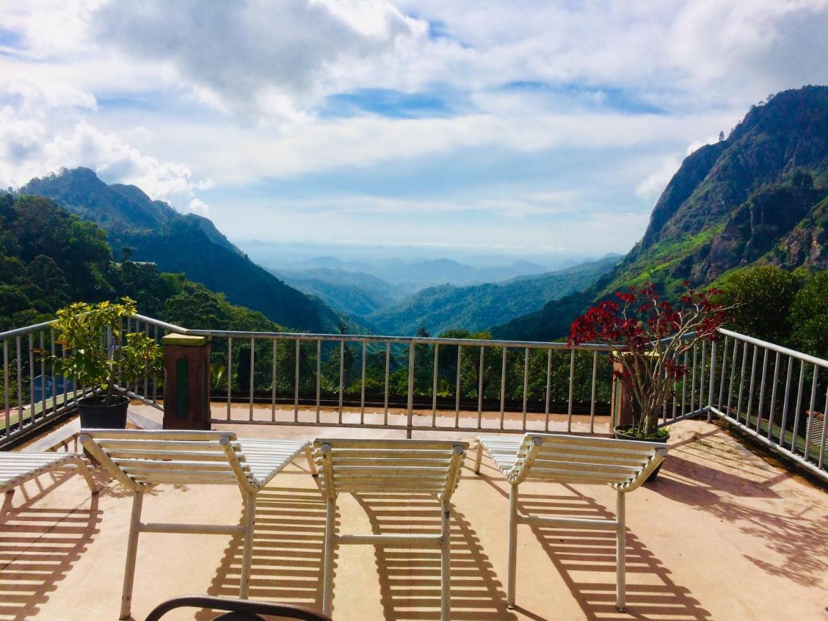 Hilltop Guest House Ела Екстериор снимка